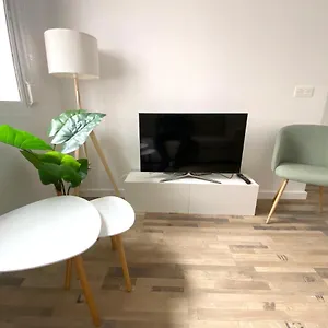 https://apartamento-la-merced.hotelsinnerja.org
